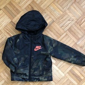 2T Nike Camo Spring/Fall Jacket